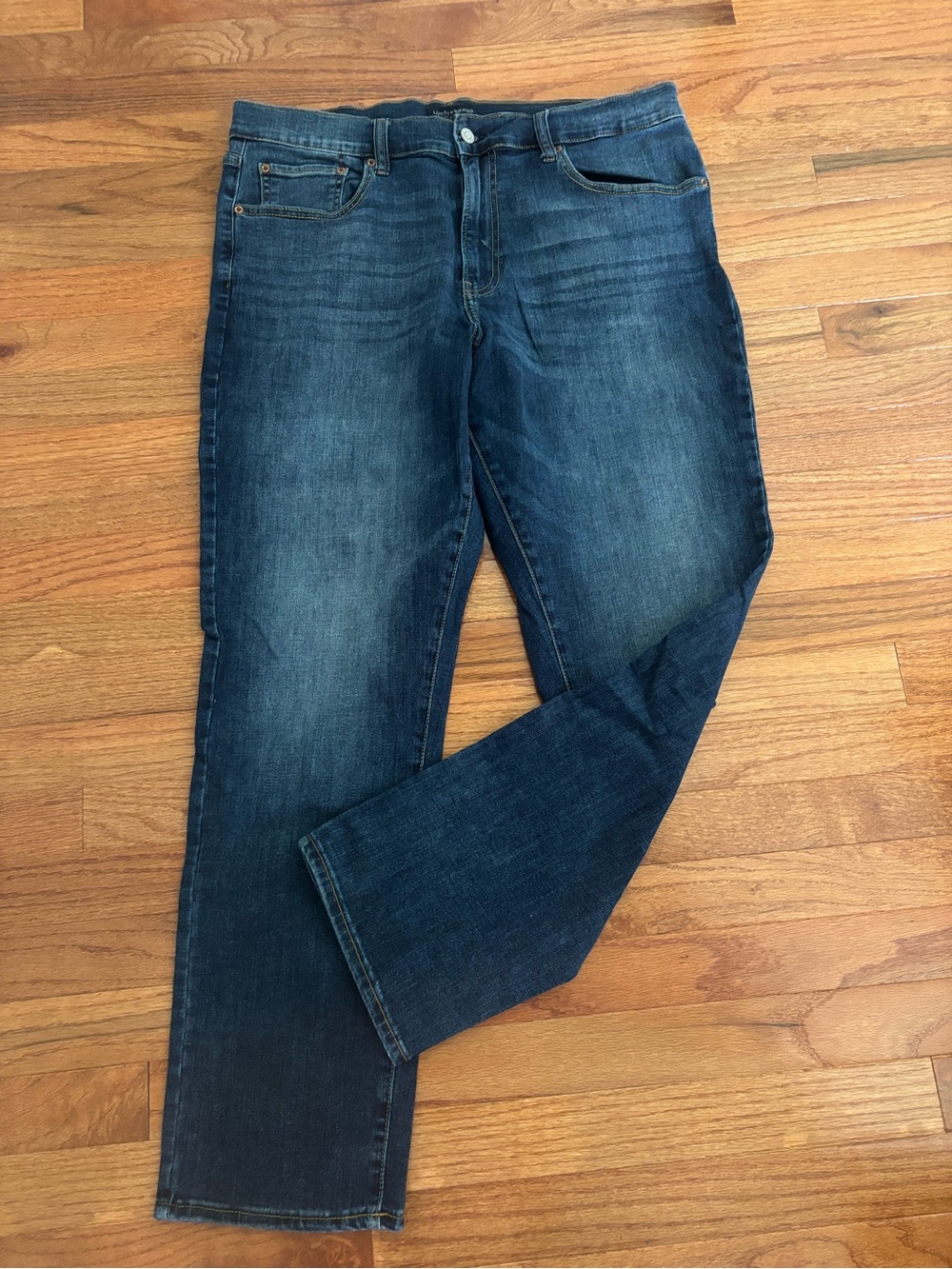 Lucky Brand Men's Dark Blue Denim Jeans 410 Athletic Straight size 36/30